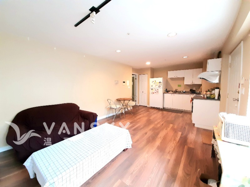 250728182422_230919 B2.jpg